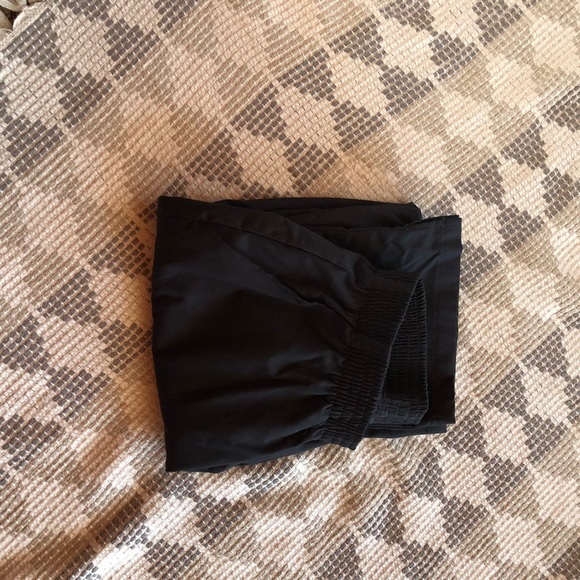 Uniform Advantage Butter Soft Scrubs - Picture 3 of 8